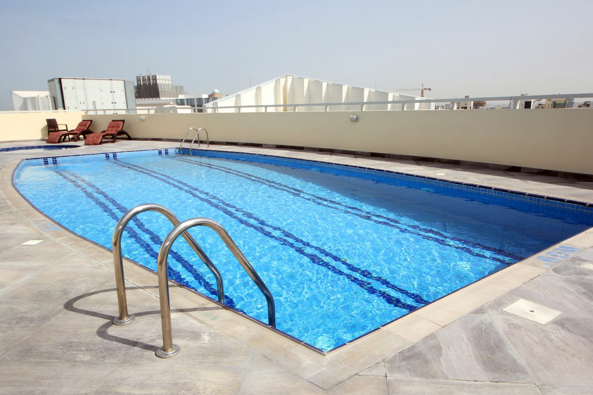 Spacious 2 Bedroom In Al Telal 11, Al Barsha 1 Дубай Екстериор снимка