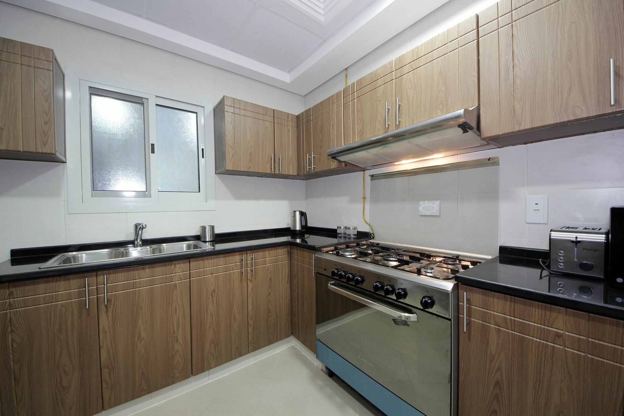 Spacious 2 Bedroom In Al Telal 11, Al Barsha 1 Дубай Екстериор снимка
